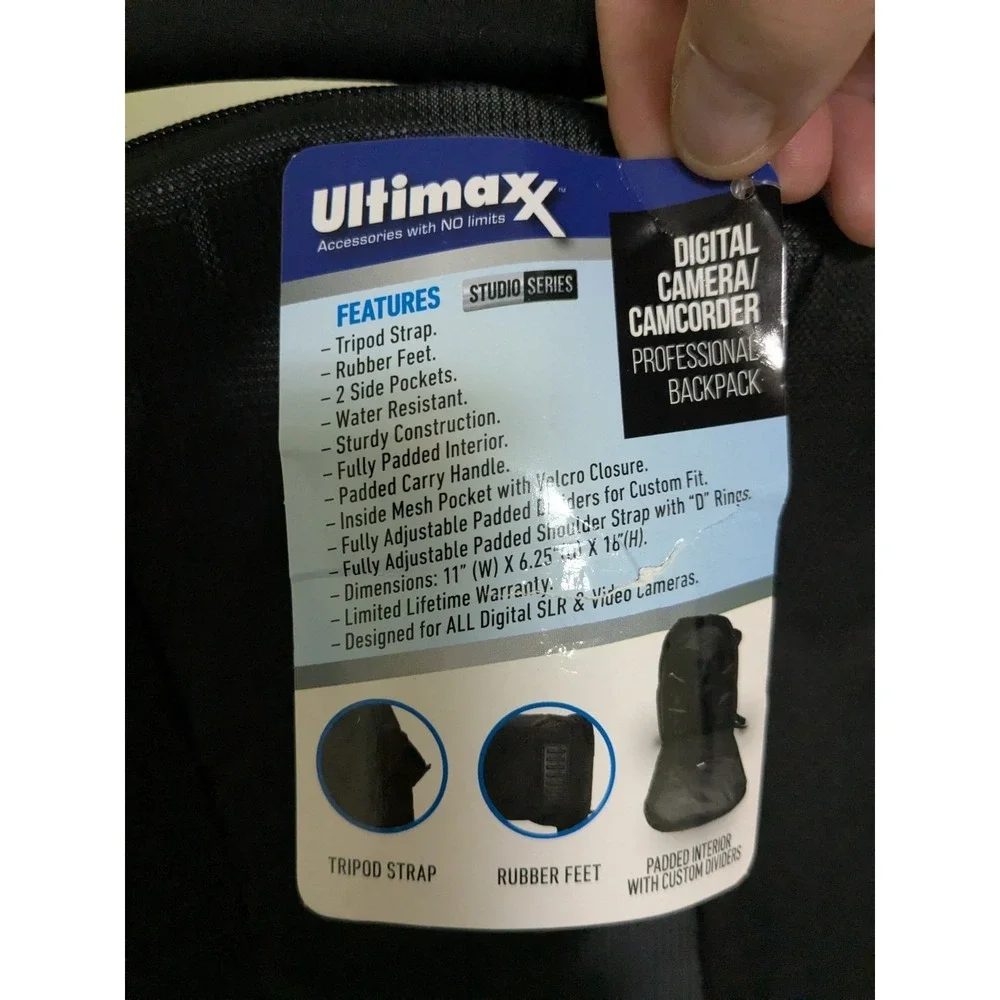NWT - Ultimaxx Professional Backpack for Digital Camera/Camcorder UM-BP100